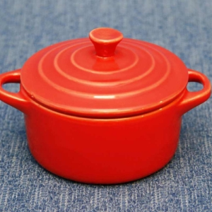 Punainen keramiikkapata, pienikokoinen