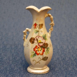 Vanha vaasi 1950-luku